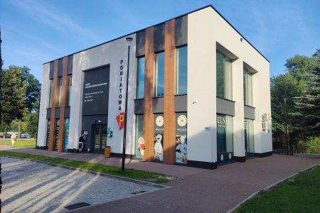 Poland office Hello Straw